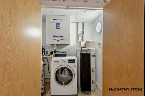 8603331-interior14-800.JPG