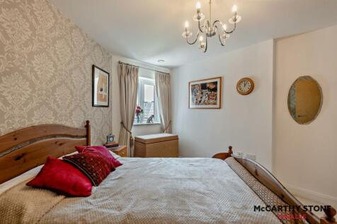 8603331-interior19-800.JPG