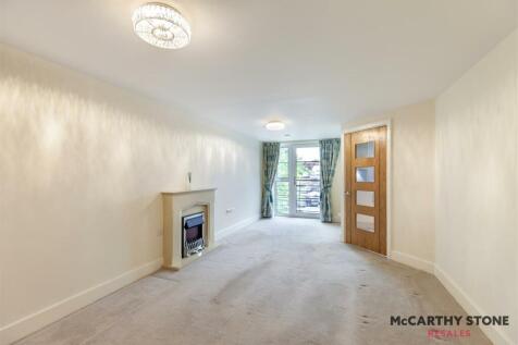 8602515-interior14.JPG