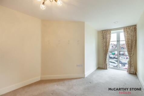 8602515-interior24.JPG