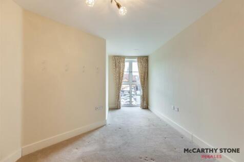 8602515-interior22.JPG