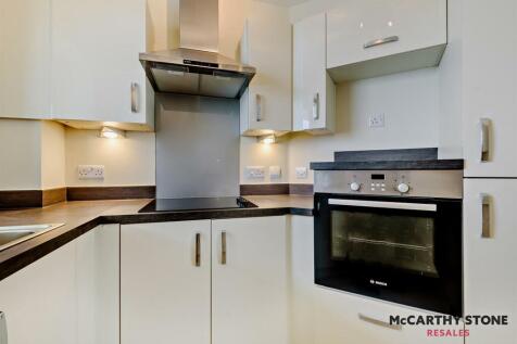 8604361-interior15-800.JPG