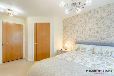 8609709-interior10.jpg