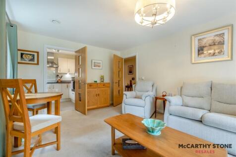 8609709-interior19.jpg