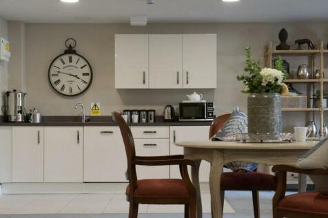 Communal Lounge Kitchen Area .jpg