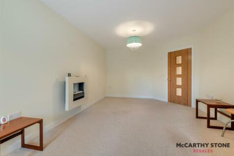8622559-interior08.JPG