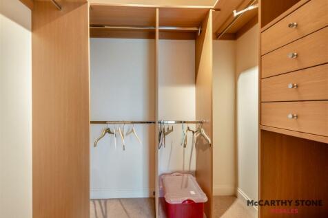 8622559-interior12.JPG