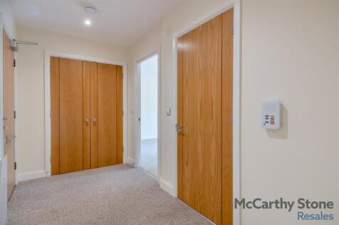 8648832-interior23.jpg