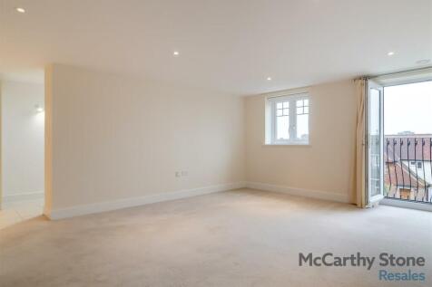 8627540-interior13.jpg