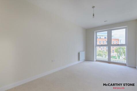 8604359-interior06-800.JPG