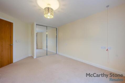 8635986-interior13.jpg