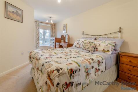 8638110-interior02.jpg
