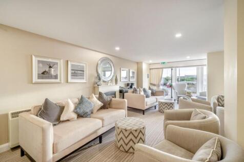 8523242-interior20 (Medium).jpg