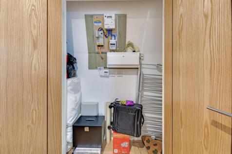 01-659bPFMSC 27 Ceasars Place -1-medium.jpg