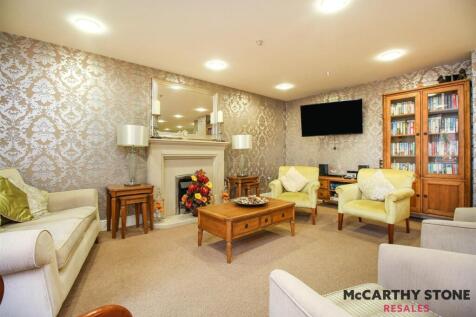 McKinlay Lounge 2.jpg