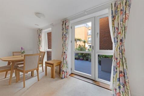 12-57bfPFMCS - 4 Holly Place-40-medium.jpg