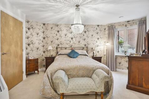 06-51271cfe-0787-4ce7-86a5-e459873592f8P3330114-me