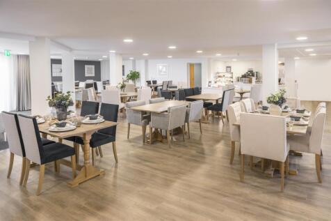 Deans Park Court-Bistro-.jpg