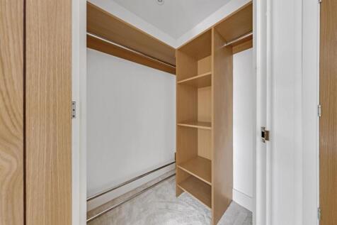 04-b73cPFMCS 48 The Clockhouse-11-medium.jpg