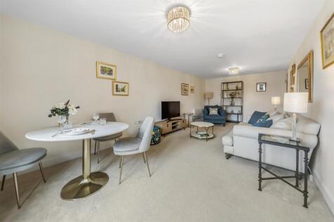 08-c06cba13-0b8d-46ba-927b-e1a9263f3426CHMCS_23Tur