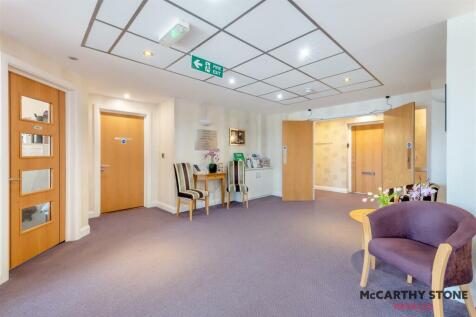 8587339-interior19.jpg