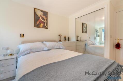 8634779-interior02.jpg