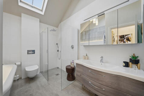 Roadside Farm Bla...