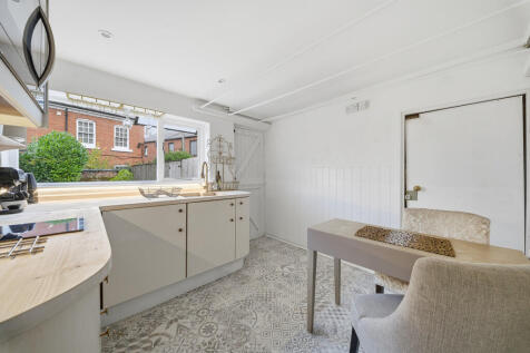 Garden Studio, Pr...