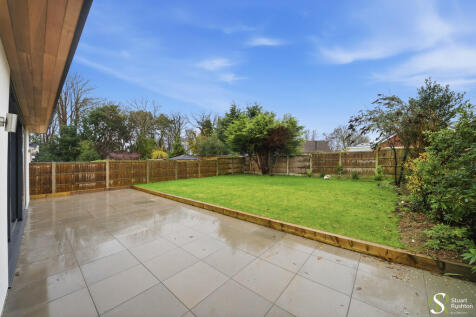 7 Woodside, Knuts...