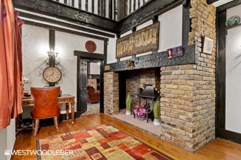 TudorHeights_12.jpg