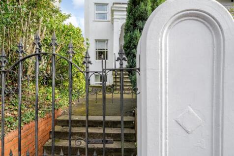 Pedestrian Entrance