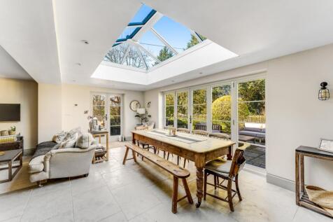 Open Plan dining room