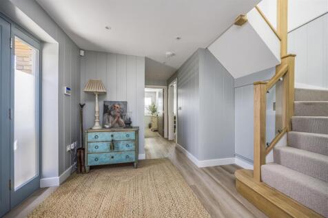 45 East Bracklesham Drive, Bracklesham Bay-Portico