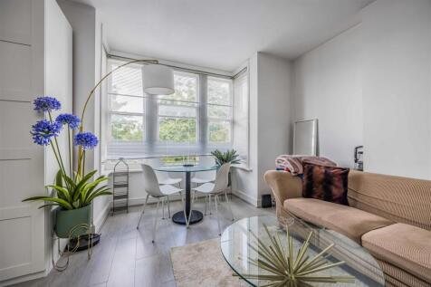 Flat 7, 12 Hampshire Terrace, Southsea-Small-Porti