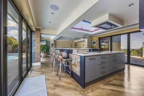 Portsdown Lodge, Skew Road, Portchester-PorticoMar