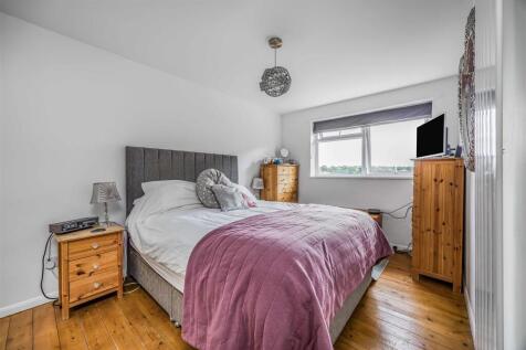 5 Collier Close, Southampton-Small-PorticoMarketin