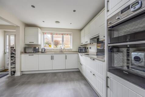 43 Skylark Avenue, Emsworth-PorticoMarketing-Nexa-