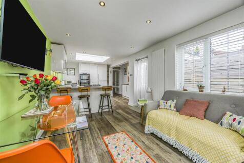 The Nook, North Street, Westbourne-PorticoMarketin