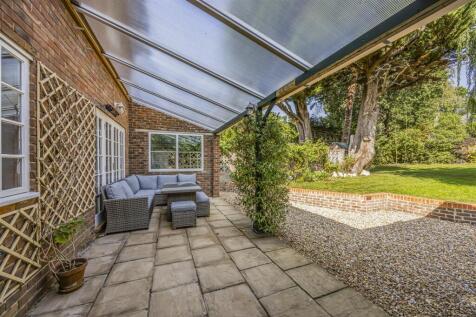 Hollyhouse-New Images-PorticoMarketing-Nexa-7.jpg