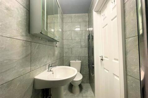 Room 1 (8).jpg