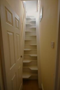 Space saving staircase