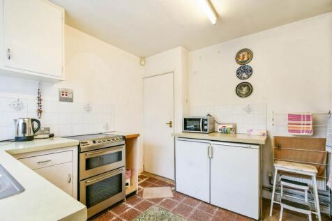 Kitchen (2)