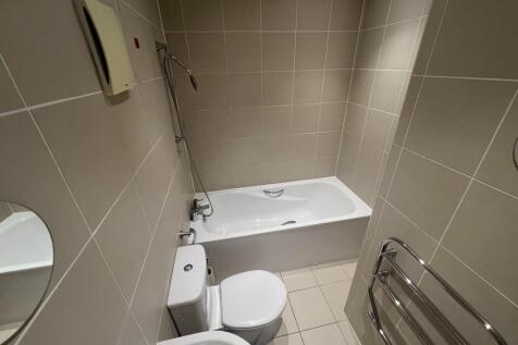 3 babington bathroom