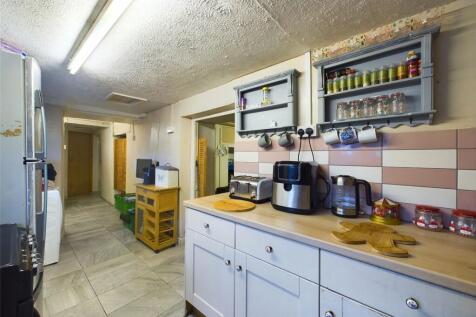 Kitchen Alt