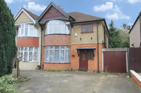 3 Bedroom Houses For Sale In Harrow London Borough Rightmove