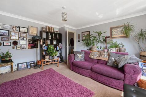 victoria-court-bn41 (5).jpg