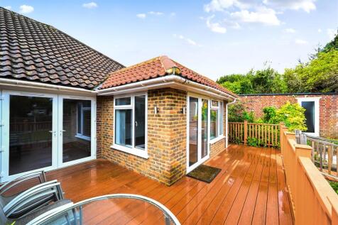 Hillside, BN41 (19).jpg