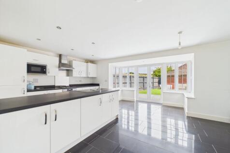 Open Plan Family Dining Kitchen