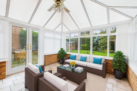 Conservatory (Virtually Furnished)