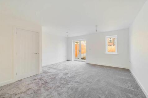 Lounge Dining Room